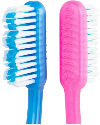 Colgate Double Action Soft Toothbrush Twin Pack | Shop Online - Image 2
