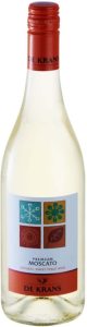 De Krans Premium Moscato White Wine  (750 ml) | Shop Online